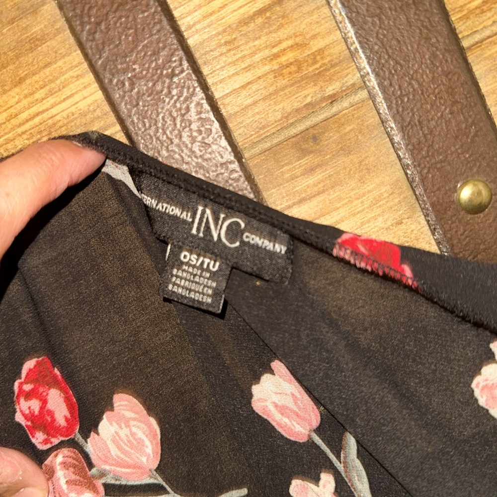 Two kimonos - Picture 2 of 4